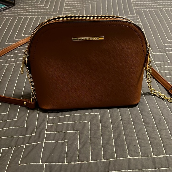 Steve Madden Handbags - Steve Madden Cross Body Bag